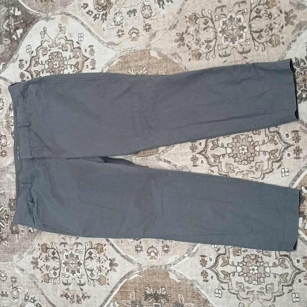 Old Navy Pixie Jeans [Color:Gray] [Size:14]